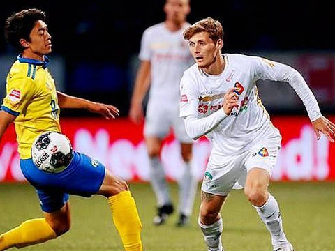 包括超过2 包括超过2