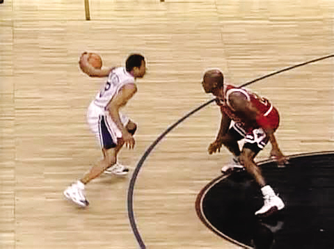 投掷物遵循 投掷物遵循