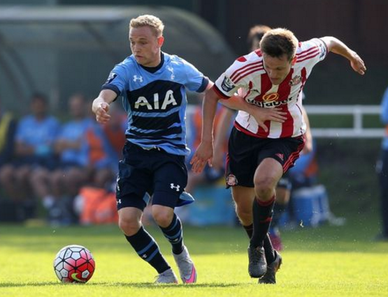 特劳特以稳 特劳特以稳